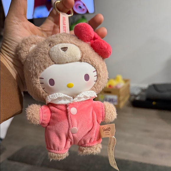 HelloKitty-Latte Baby Hello Kitty Plush Pendant - Picture 3 of 7